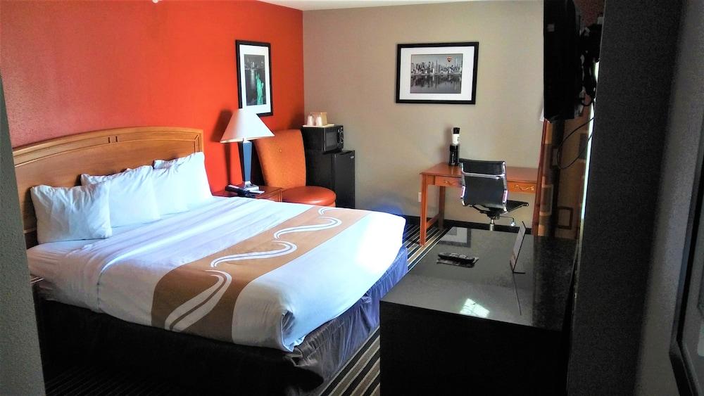 Quality Suites I-44 Tulsa Zewnętrze zdjęcie